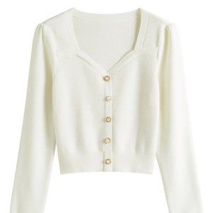 short solid color knitted sweater